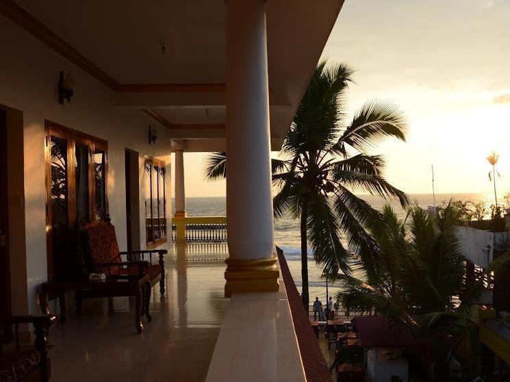 Hotel Sea View Palace - The Beach Hotel Kovalam Eksteriør billede